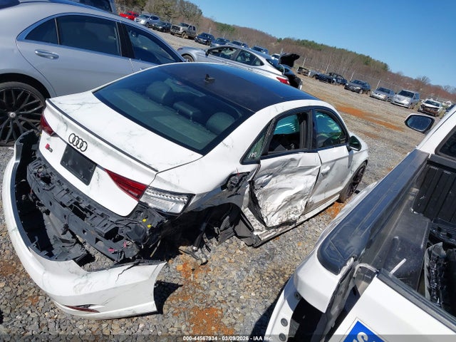 2019 AUDI S3 WAUB1HFF5KA084911 Photo 3