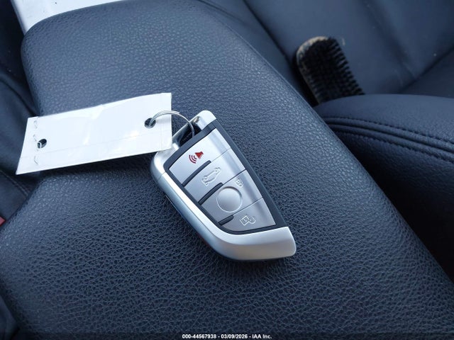 2018 BMW 320I WBA8A9C57JAH14781 Photo 10