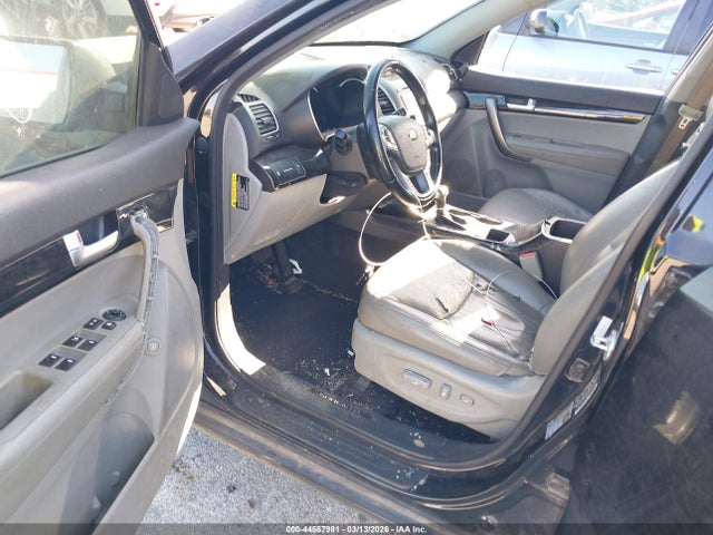 44567981 :رقم المزاد ، 5XYKT4A65EG499163 vin ، 2014 Kia Sorento Lx مزاد بيع