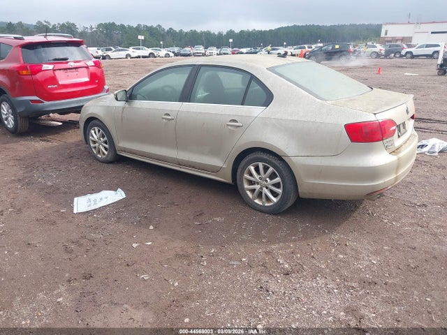 2014 Volkswagen Jetta 1.8t Se მანქანა იყიდება აუქციონზე, vin: 3VWD17AJXEM317946, აუქციონის ნომერი: 44568003