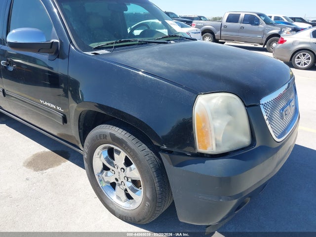 2011 GMC YUKON XL 1500 1GKS1KE0XBR289613 Photo 5