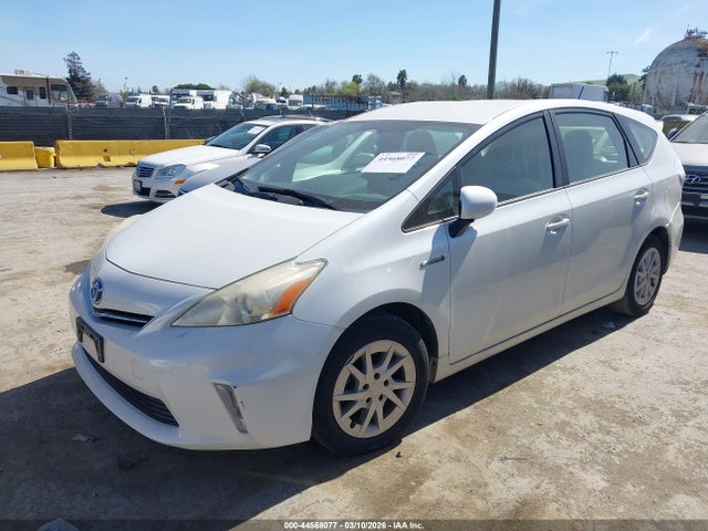JTDZN3EU7E3313168 Toyota Prius V Three