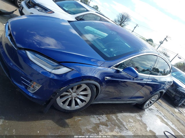 Продаж на аукціоні авто 2017 Tesla Model X 100d/75d/90d, vin: 5YJXCBE20HF044041, номер лоту: 44568136