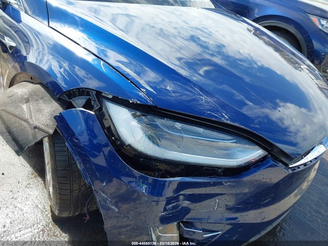 Продаж на аукціоні авто 2017 Tesla Model X 100d/75d/90d, vin: 5YJXCBE20HF044041, номер лоту: 44568136