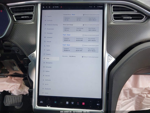 Продаж на аукціоні авто 2017 Tesla Model X 100d/75d/90d, vin: 5YJXCBE20HF044041, номер лоту: 44568136