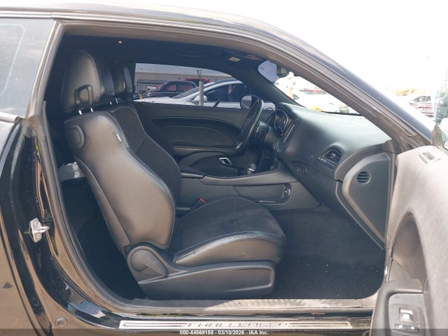 44568158 :رقم المزاد ، 2C3CDZAG3JH232949 vin ، 2018 Dodge Challenger Sxt Plus مزاد بيع