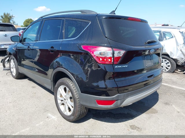 1FMCU0HD9JUC60217 Ford ESCAPE SEL