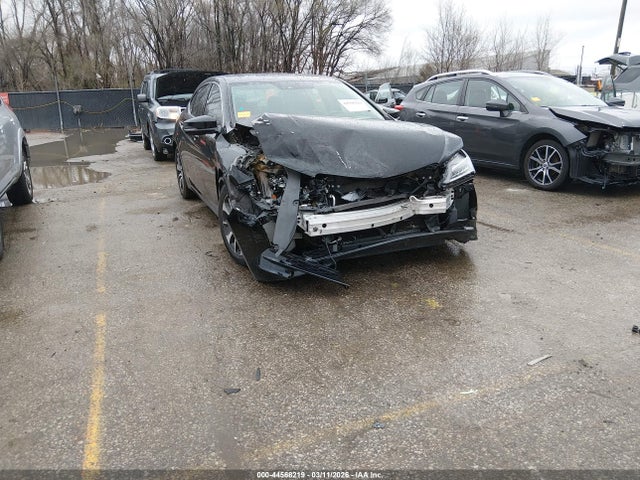 44568219 :رقم المزاد ، 19UUB1F5XFA020863 vin ، 2015 Acura Tlx Tech مزاد بيع
