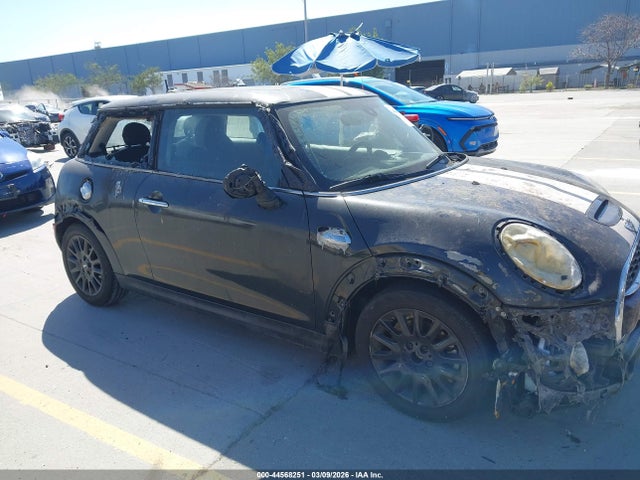 2018 MINI HARDTOP WMWXP7C59J2A48130 Photo 5