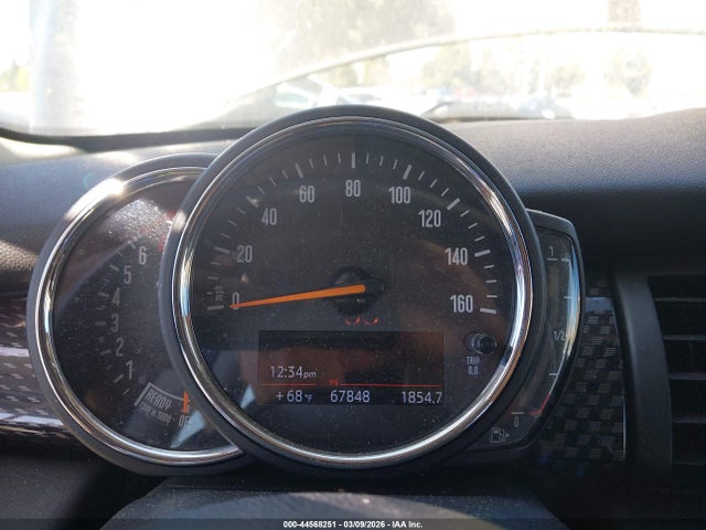 2018 MINI HARDTOP WMWXP7C59J2A48130 Photo 6