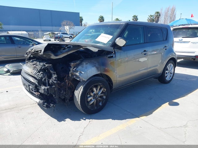 KIA SOUL + 2018 KNDJP3A53J7575228 Image 2