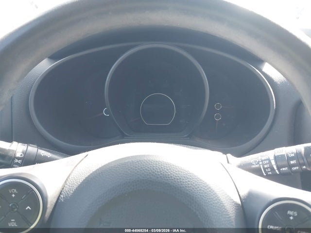 KIA SOUL + 2018 KNDJP3A53J7575228 Image 7