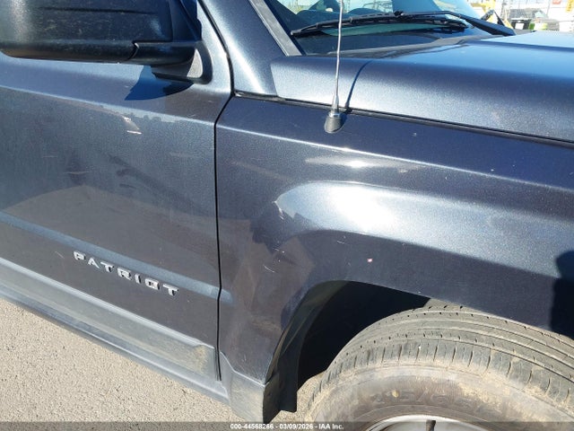 44568266 :رقم المزاد ، 1C4NJPBB1FD192637 vin ، 2015 Jeep Patriot Sport مزاد بيع