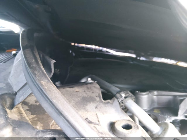 2018 VOLVO XC60 YV4102RL7J1008179 Photo 9