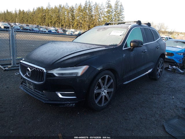2018 VOLVO XC60 YV4102RL7J1008179 Photo 1