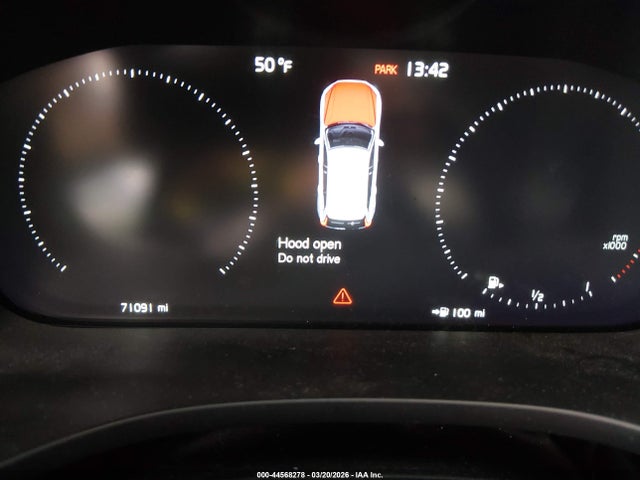 2018 VOLVO XC60 YV4102RL7J1008179 Photo 6