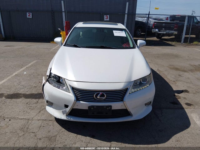 44568297 :رقم المزاد ، JTHBW1GGXD2002248 vin ، 2013 Lexus Es 300h مزاد بيع
