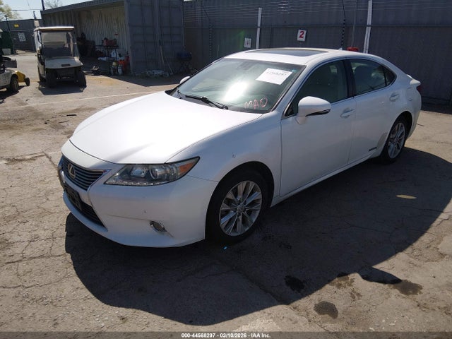 44568297 :رقم المزاد ، JTHBW1GGXD2002248 vin ، 2013 Lexus Es 300h مزاد بيع