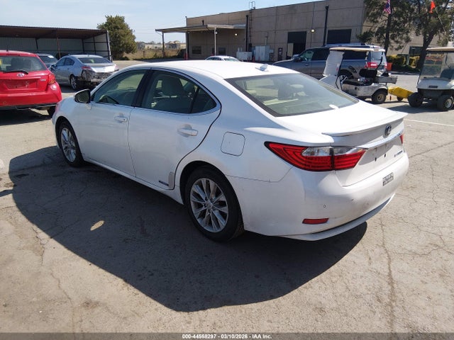 44568297 :رقم المزاد ، JTHBW1GGXD2002248 vin ، 2013 Lexus Es 300h مزاد بيع