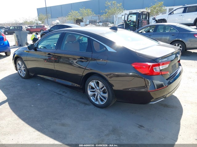 Honda ACCORD LX 2018 1HGCV1F10JA018824 Image 3