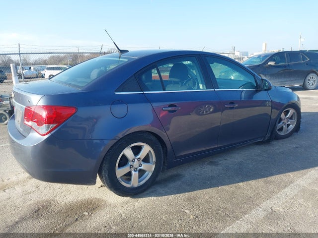 2014 CHEVROLET CRUZE 1G1PC5SB7E7182823 Photo 3
