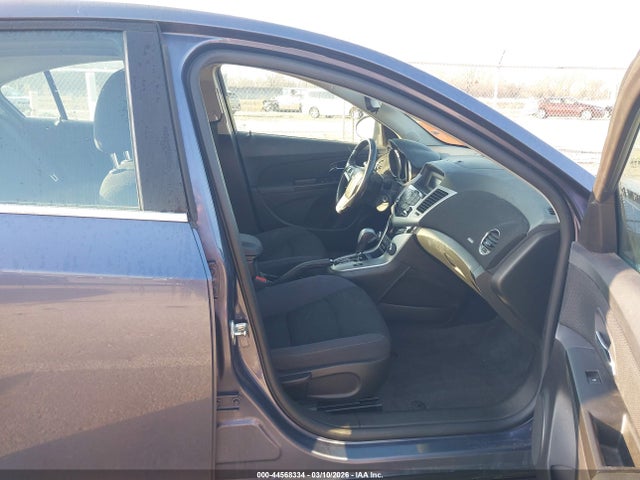 2014 CHEVROLET CRUZE 1G1PC5SB7E7182823 Photo 4