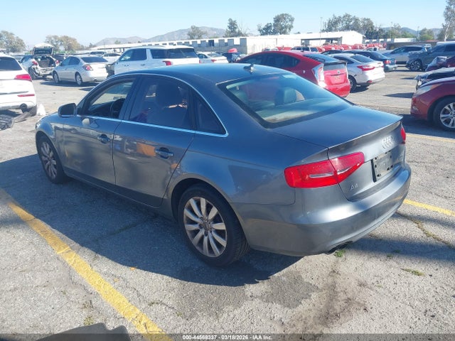 2013 AUDI A4 WAUAFAFL5DA180311 Photo 2