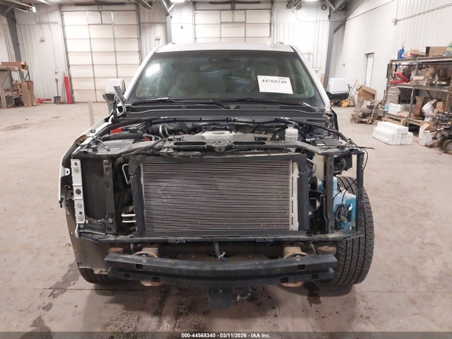 44568340 :رقم المزاد ، 1GYS4JKJ5GR230903 vin ، 2016 Cadillac Escalade Esv Premium Collection مزاد بيع