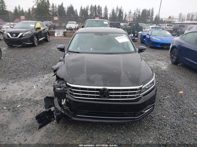1VWGT7A31HC011345 Volkswagen Passat 1.8t Se