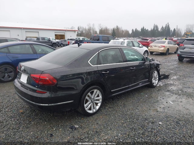 2017 VOLKSWAGEN PASSAT 1VWGT7A31HC011345 Photo 3