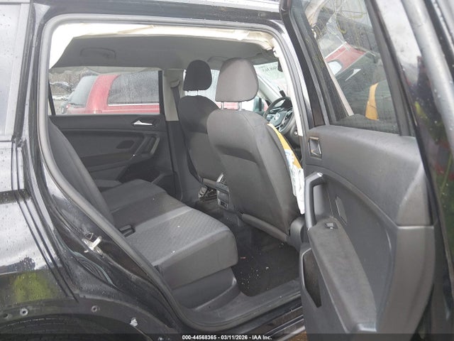 Aukcja sprzedaży 2018 Volkswagen Tiguan 2.0t S, vin: 3VV0B7AX6JM132520, numer aukcji: 44568365