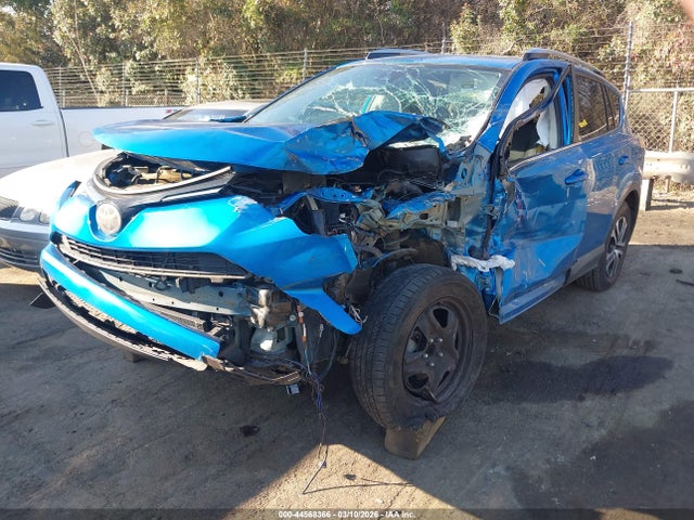 44568366 :رقم المزاد ، 2T3ZFREV4JW480541 vin ، 2018 Toyota Rav4 Le مزاد بيع