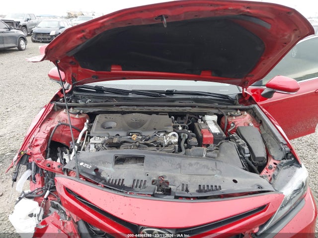 4T1G11BK7NU049899 Toyota Camry Se Awd