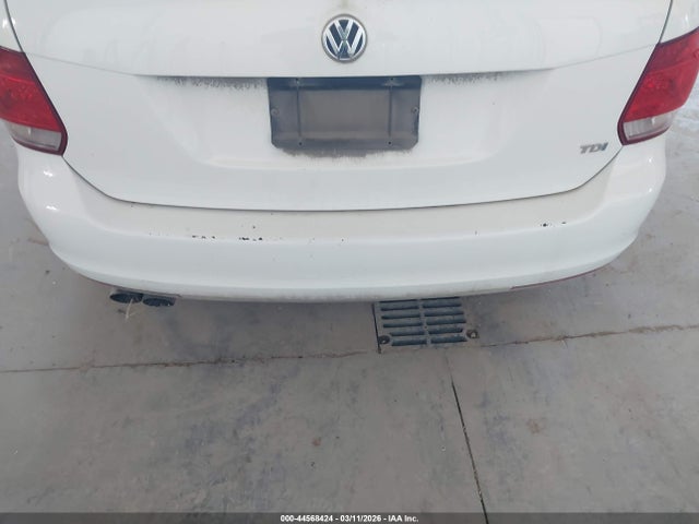 3VWPL7AJ2EM611588 Volkswagen Jetta Sportwagen 2.0l Tdi