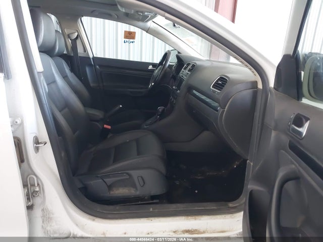 3VWPL7AJ2EM611588 Volkswagen Jetta Sportwagen 2.0l Tdi