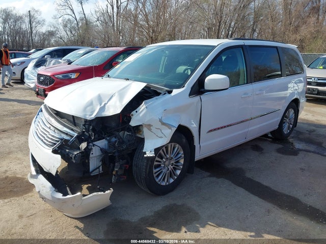 2016 Chrysler Town & Country Touring-l მანქანა იყიდება აუქციონზე, vin: 2C4RC1CG9GR119016, აუქციონის ნომერი: 44568432