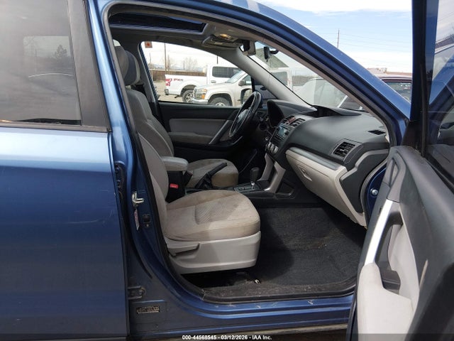2015 Subaru Forester 2.5i Premium მანქანა იყიდება აუქციონზე, vin: JF2SJADC7FH432824, აუქციონის ნომერი: 44568545