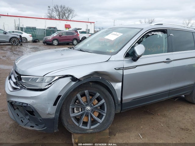 2024 Volkswagen Tiguan 2.0t Se/2.0t Wolfsburg Edition მანქანა იყიდება აუქციონზე, vin: 3VV2B7AX3RM069655, აუქციონის ნომერი: 44568551