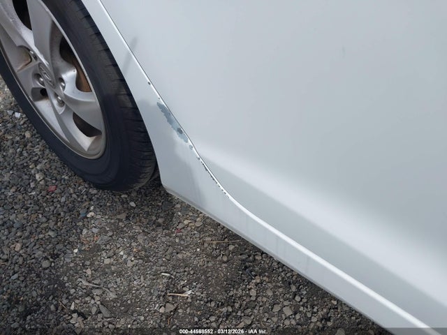 44568552 :رقم المزاد ، 5NPDH4AE0FH563329 vin ، 2015 Hyundai Elantra Se مزاد بيع