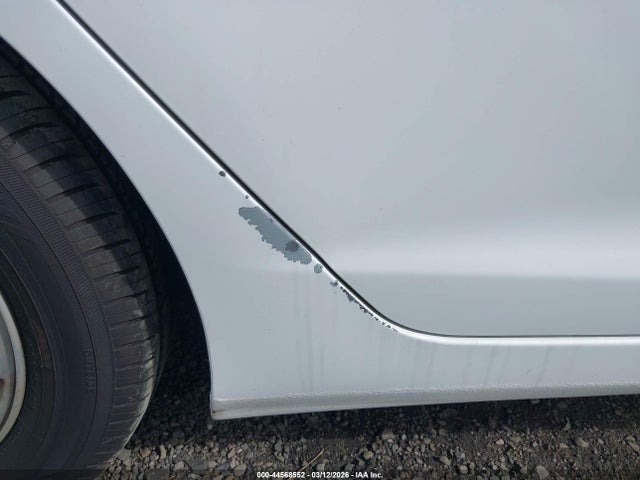 44568552 :رقم المزاد ، 5NPDH4AE0FH563329 vin ، 2015 Hyundai Elantra Se مزاد بيع