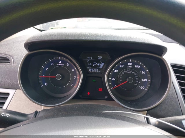 44568552 :رقم المزاد ، 5NPDH4AE0FH563329 vin ، 2015 Hyundai Elantra Se مزاد بيع