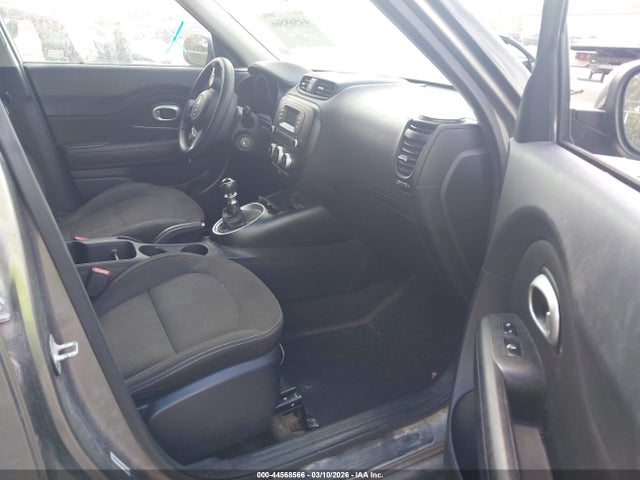 Продаж на аукціоні авто 2015 Kia Soul, vin: KNDJN2A23F7175814, номер лоту: 44568566