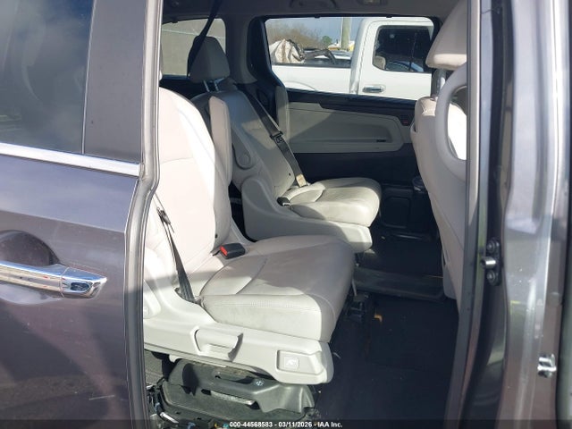 Продажа на аукционе авто 2018 Honda Odyssey Touring, vin: 5FNRL6H86JB038377, номер лота: 44568583