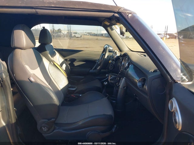 2008 MINI COOPER S WMWRH33508TU80041 Photo 4