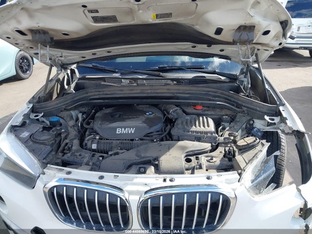2017 BMW X1 WBXHU7C35HP925353 Photo 9