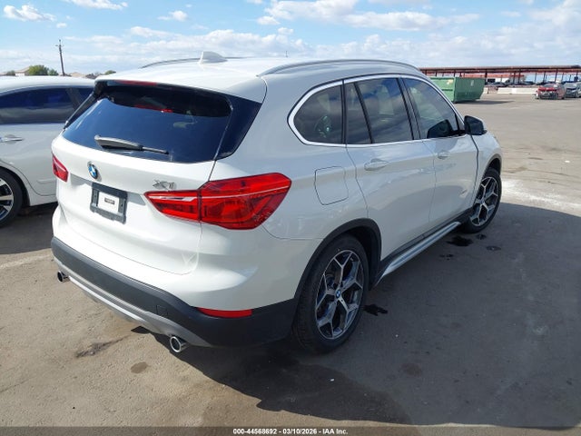 2017 BMW X1 WBXHU7C35HP925353 Photo 3