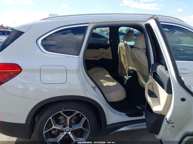2017 BMW X1 WBXHU7C35HP925353 Photo 7