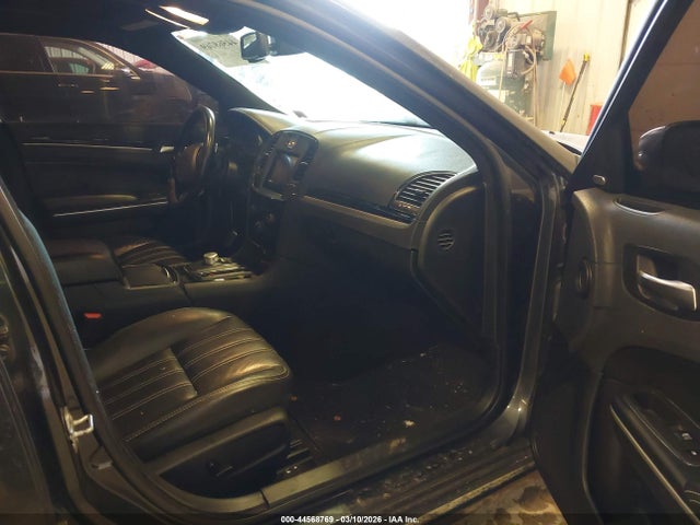 2019 CHRYSLER 300 2C3CCAGG5KH686827 Photo 4