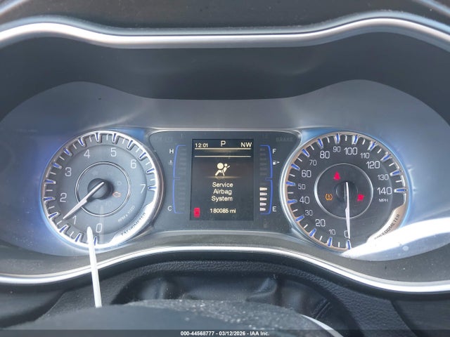 Продажа на аукционе авто 2015 Chrysler 200 Limited, vin: 1C3CCCAB4FN574820, номер лота: 44568777