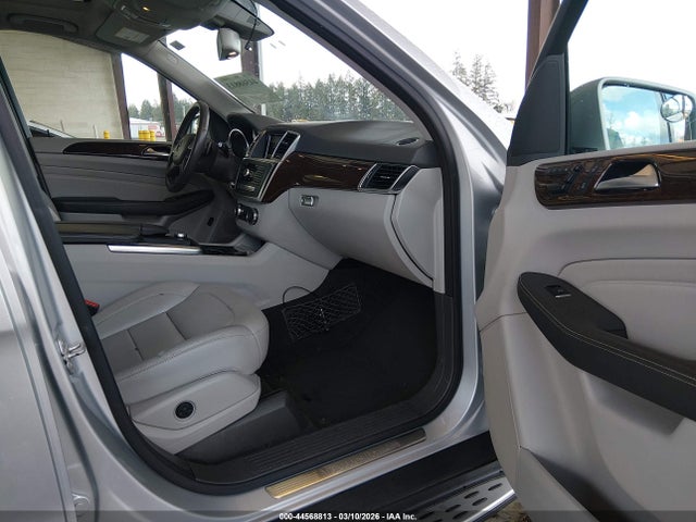44568813 :رقم المزاد ، 4JGDA5HB3CA043680 vin ، 2012 Mercedes-benz Ml 350 4matic مزاد بيع